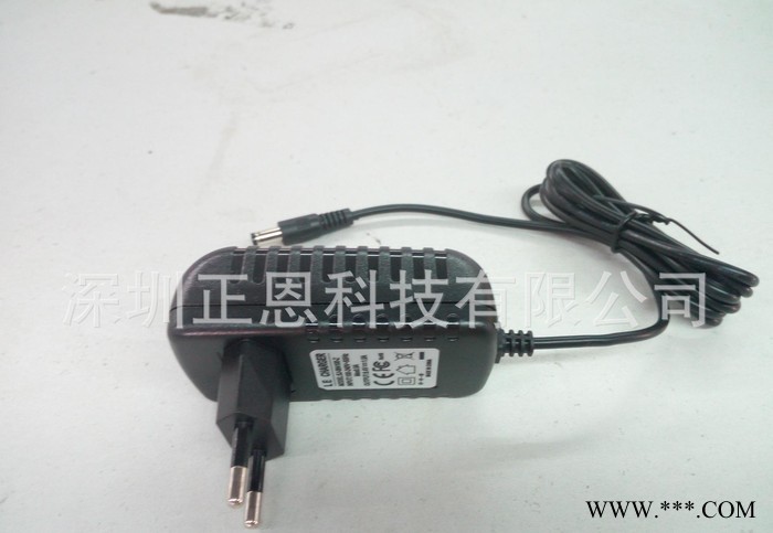 直銷8.4V1A18650燈條電源鋰電池充電器過CE認(rèn)證電源適配器
