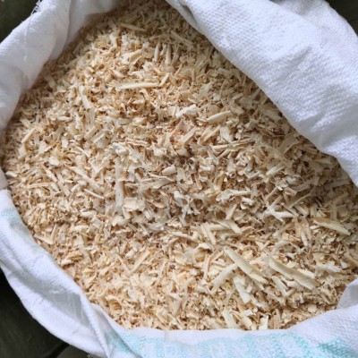 廠家直銷(xiāo) 生物質(zhì)顆粒燃料 鍋爐燃料 紅木頭顆粒 橡木刨花顆粒